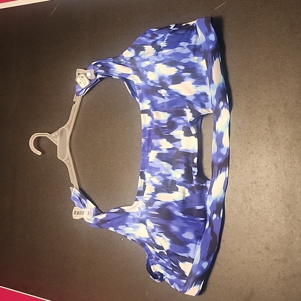 Time and Tru 3x swim top